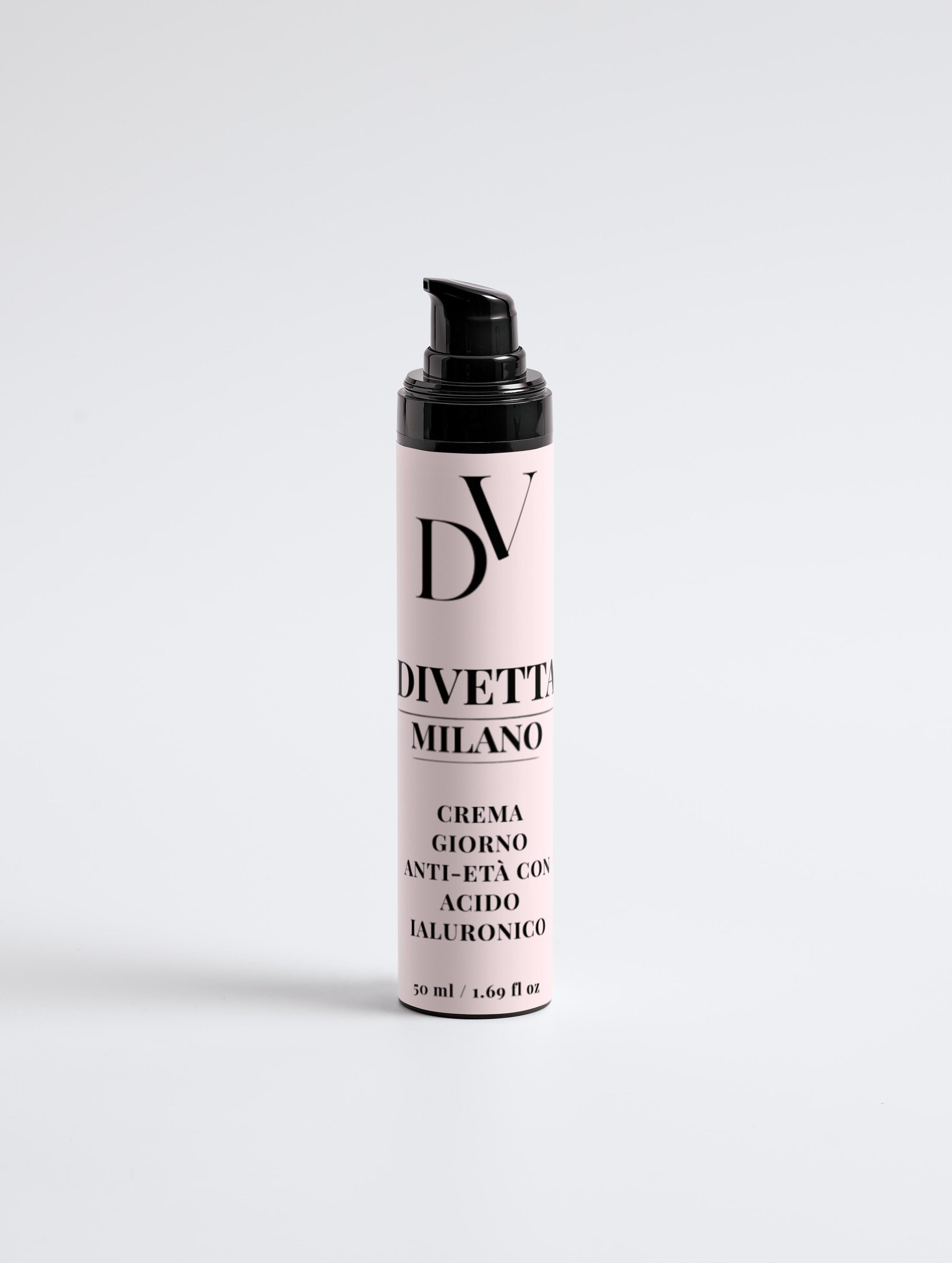 Anti-Aging Gesichtscreme mit multi-molekularer Hyaluronsäure für reife Haut