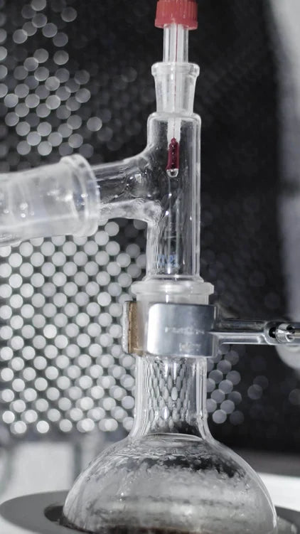 Vetreria da laboratorio utilizzata nello sviluppo cosmetico